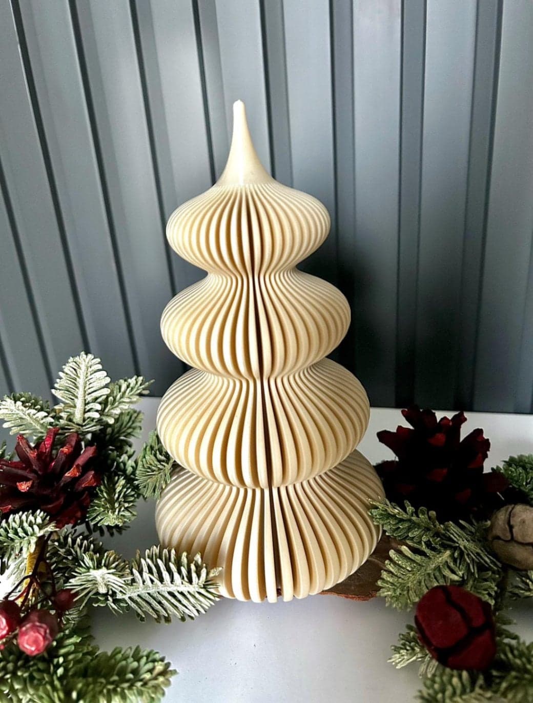 Nowoczesna choinka 3D 18 cm - dekoracja świąteczna, minimalistyczna